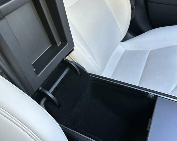 Тесла Модель 3, объемом двигателя 0 л и пробегом 51 тыс. км за 28500 $, фото 14 на Automoto.ua