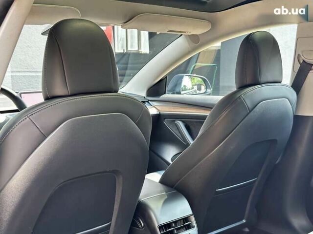 Тесла Модель 3, объемом двигателя 0 л и пробегом 27 тыс. км за 22999 $, фото 13 на Automoto.ua