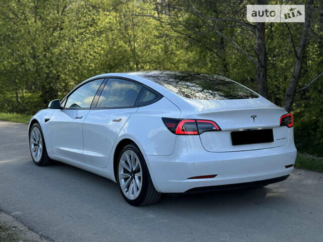 Тесла Модель 3, объемом двигателя 0 л и пробегом 57 тыс. км за 20200 $, фото 3 на Automoto.ua