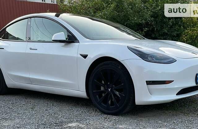 Тесла Модель 3, объемом двигателя 0 л и пробегом 38 тыс. км за 25500 $, фото 3 на Automoto.ua