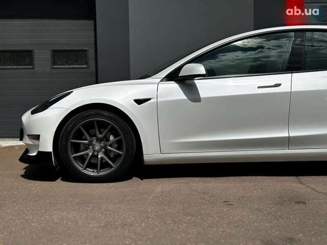 Тесла Модель 3, объемом двигателя 0 л и пробегом 48 тыс. км за 23500 $, фото 4 на Automoto.ua