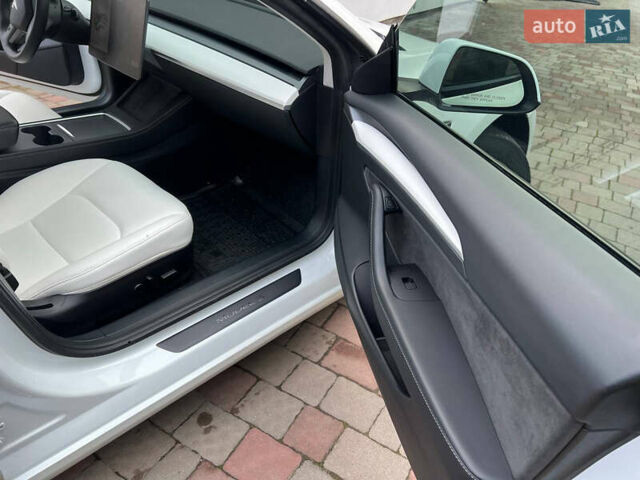 Тесла Модель 3, объемом двигателя 0 л и пробегом 96 тыс. км за 18500 $, фото 9 на Automoto.ua