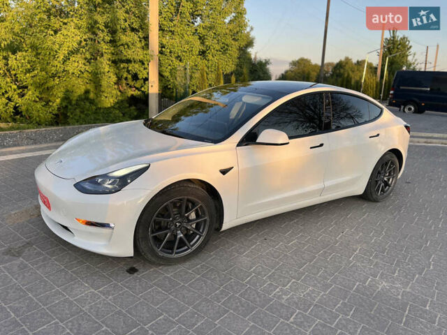 Тесла Модель 3, объемом двигателя 0 л и пробегом 99 тыс. км за 16900 $, фото 29 на Automoto.ua