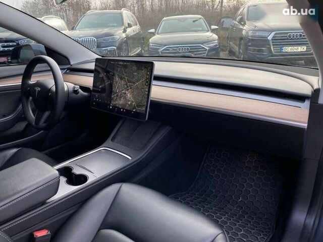 Тесла Модель 3, объемом двигателя 0 л и пробегом 82 тыс. км за 22800 $, фото 8 на Automoto.ua