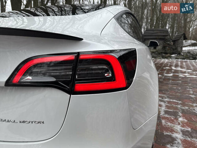 Тесла Модель 3, об'ємом двигуна 0 л та пробігом 99 тис. км за 20999 $, фото 13 на Automoto.ua