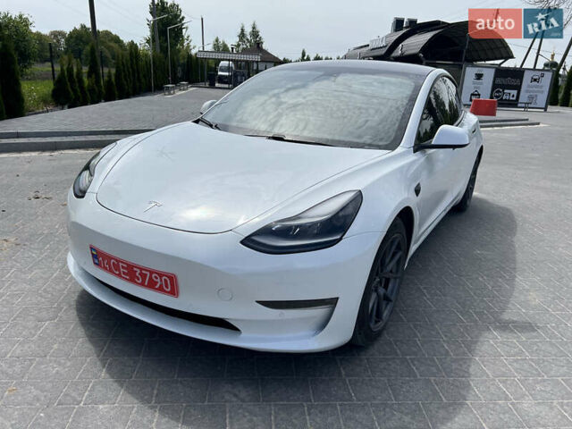 Тесла Модель 3, объемом двигателя 0 л и пробегом 99 тыс. км за 16900 $, фото 14 на Automoto.ua