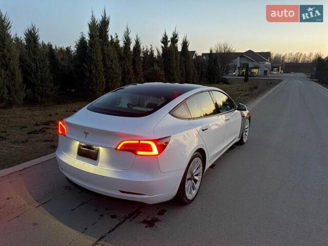 Тесла Модель 3, объемом двигателя 0 л и пробегом 69 тыс. км за 14000 $, фото 4 на Automoto.ua