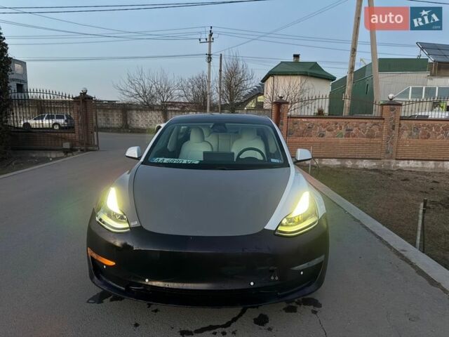 Тесла Модель 3, объемом двигателя 0 л и пробегом 69 тыс. км за 14000 $, фото 3 на Automoto.ua