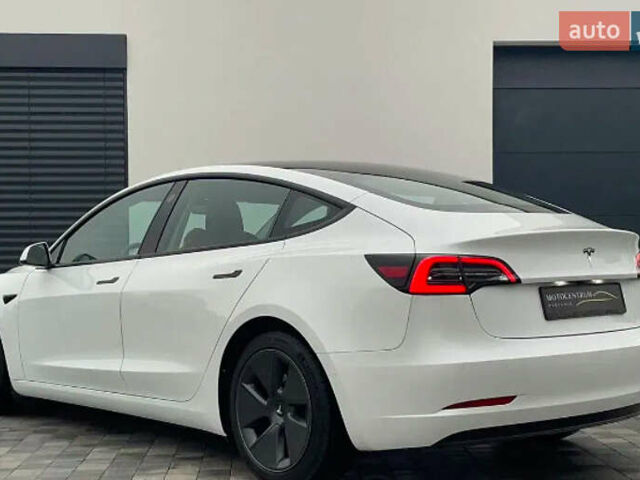 Тесла Модель 3, об'ємом двигуна 0 л та пробігом 65 тис. км за 25000 $, фото 5 на Automoto.ua