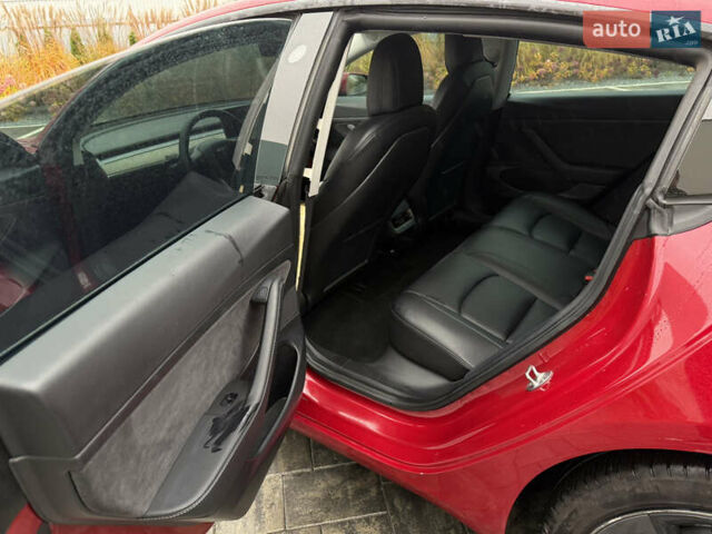 Тесла Модель 3, объемом двигателя 0 л и пробегом 85 тыс. км за 15500 $, фото 23 на Automoto.ua