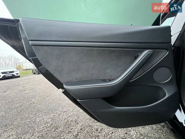 Тесла Модель 3, объемом двигателя 0 л и пробегом 94 тыс. км за 24500 $, фото 23 на Automoto.ua