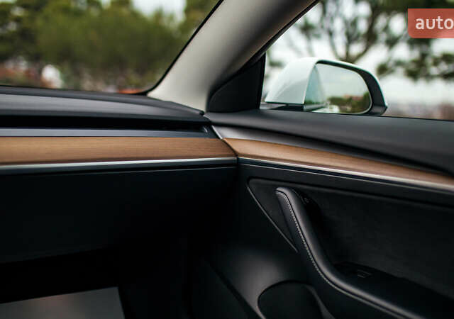 Тесла Модель 3, об'ємом двигуна 0 л та пробігом 75 тис. км за 23499 $, фото 31 на Automoto.ua