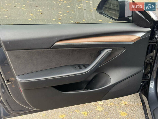 Тесла Модель 3, объемом двигателя 0 л и пробегом 49 тыс. км за 26290 $, фото 17 на Automoto.ua