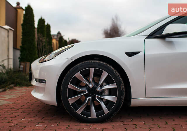 Тесла Модель 3, об'ємом двигуна 0 л та пробігом 75 тис. км за 23499 $, фото 7 на Automoto.ua