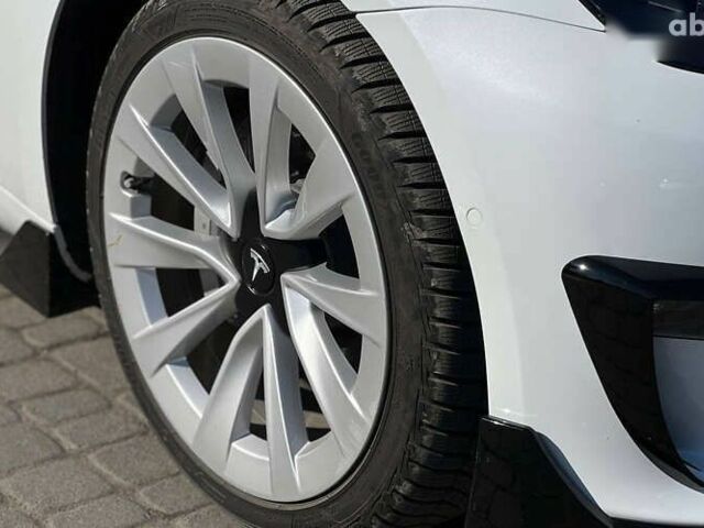 Тесла Модель 3, объемом двигателя 0 л и пробегом 53 тыс. км за 23999 $, фото 7 на Automoto.ua