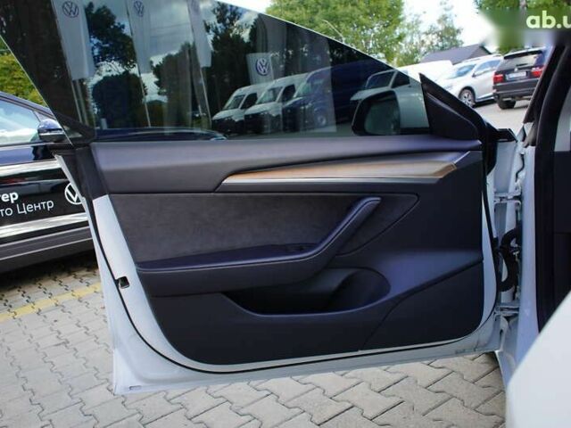 Тесла Модель 3, объемом двигателя 0 л и пробегом 33 тыс. км за 20999 $, фото 12 на Automoto.ua