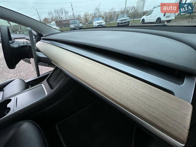 Тесла Модель 3, объемом двигателя 0 л и пробегом 94 тыс. км за 24500 $, фото 31 на Automoto.ua