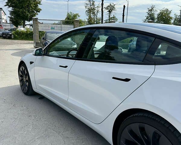 Тесла Модель 3, объемом двигателя 0 л и пробегом 12 тыс. км за 27900 $, фото 10 на Automoto.ua