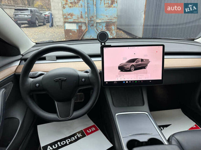 Тесла Модель 3, объемом двигателя 0 л и пробегом 49 тыс. км за 26290 $, фото 16 на Automoto.ua