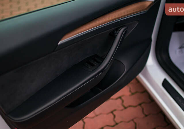 Тесла Модель 3, об'ємом двигуна 0 л та пробігом 75 тис. км за 23499 $, фото 40 на Automoto.ua