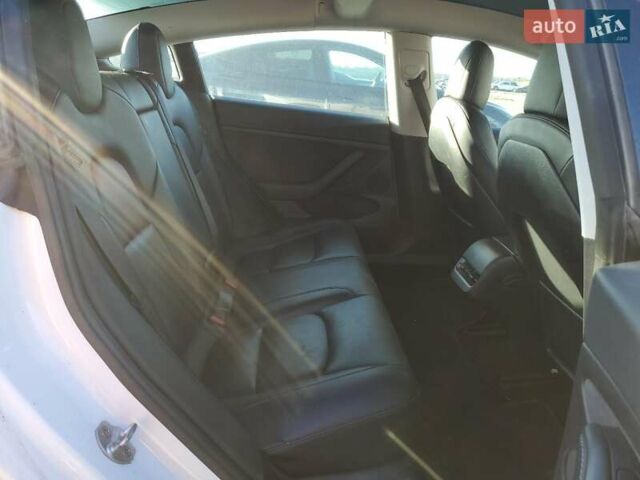 Тесла Модель 3, об'ємом двигуна 0 л та пробігом 49 тис. км за 7900 $, фото 9 на Automoto.ua
