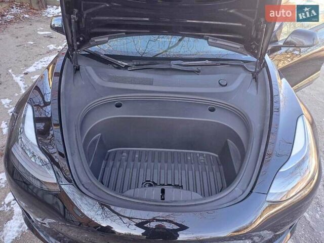 Тесла Модель 3, объемом двигателя 0 л и пробегом 70 тыс. км за 24300 $, фото 13 на Automoto.ua