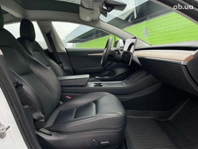 Тесла Модель 3, объемом двигателя 0 л и пробегом 25 тыс. км за 33500 $, фото 14 на Automoto.ua