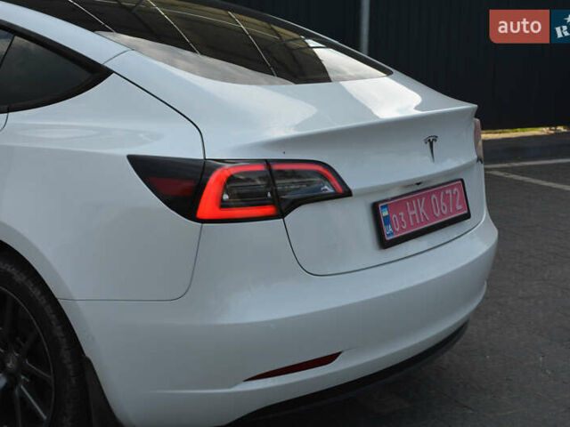 Тесла Модель 3, об'ємом двигуна 0 л та пробігом 81 тис. км за 18499 $, фото 24 на Automoto.ua