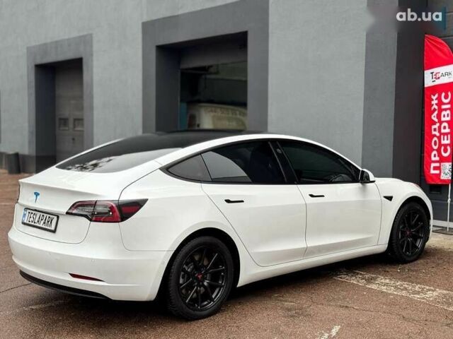 Тесла Модель 3, объемом двигателя 0 л и пробегом 117 тыс. км за 20999 $, фото 9 на Automoto.ua