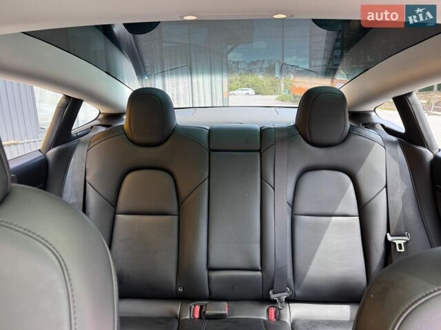 Тесла Модель 3, объемом двигателя 0 л и пробегом 102 тыс. км за 22500 $, фото 19 на Automoto.ua
