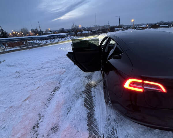 Тесла Модель 3, объемом двигателя 0 л и пробегом 17 тыс. км за 22999 $, фото 41 на Automoto.ua