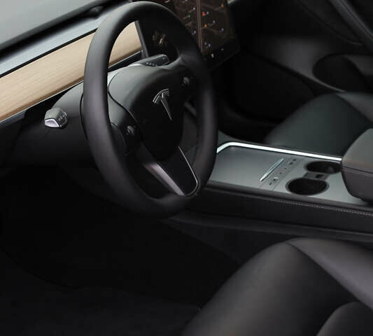 Тесла Модель 3, об'ємом двигуна 0 л та пробігом 30 тис. км за 28000 $, фото 15 на Automoto.ua
