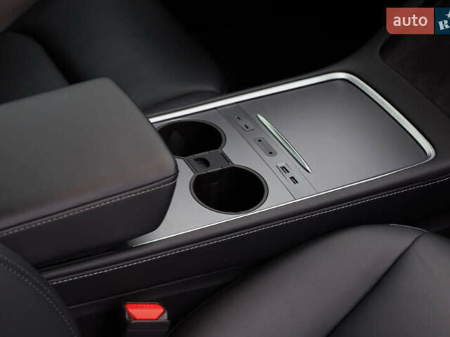 Тесла Модель 3, об'ємом двигуна 0 л та пробігом 30 тис. км за 28000 $, фото 20 на Automoto.ua