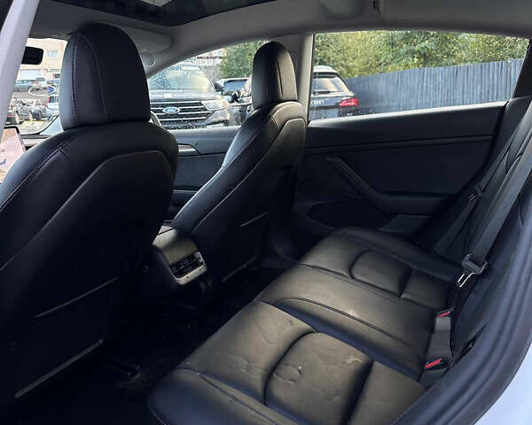 Тесла Модель 3 2022 в Луцке на Automoto.ua Тесла Модель 3, объемом двигателя 0 л и пробегом 188 тыс. км за 14900 $, фото 6 на Automoto.ua