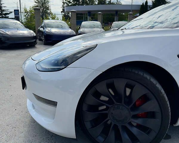 Тесла Модель 3, объемом двигателя 0 л и пробегом 12 тыс. км за 27900 $, фото 5 на Automoto.ua