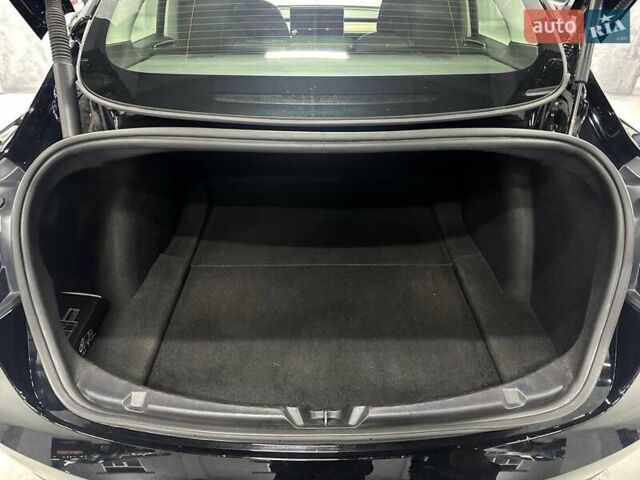 Тесла Модель 3, объемом двигателя 0 л и пробегом 124 тыс. км за 18600 $, фото 13 на Automoto.ua