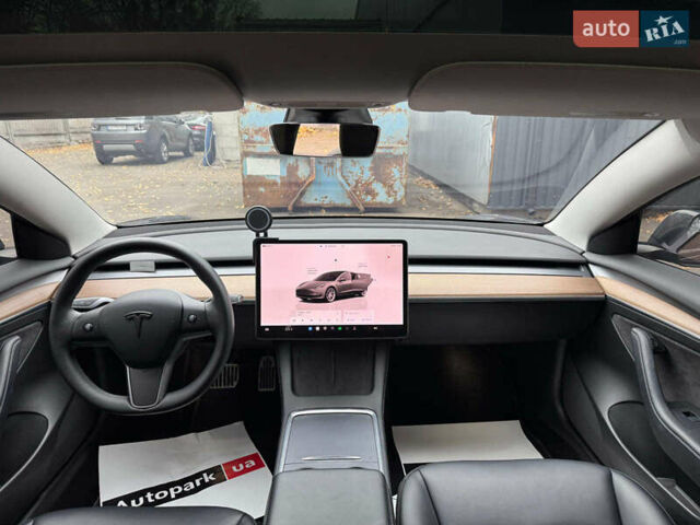 Тесла Модель 3, объемом двигателя 0 л и пробегом 49 тыс. км за 26290 $, фото 15 на Automoto.ua