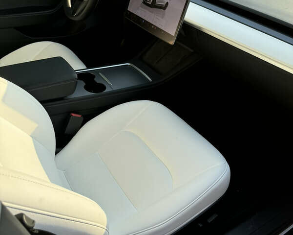 Тесла Модель 3, об'ємом двигуна 0 л та пробігом 30 тис. км за 30000 $, фото 2 на Automoto.ua