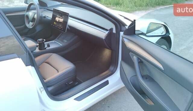 Тесла Модель 3, объемом двигателя 0 л и пробегом 22 тыс. км за 25000 $, фото 15 на Automoto.ua