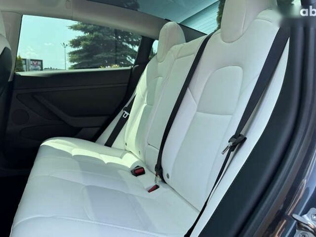 Тесла Модель 3, объемом двигателя 0 л и пробегом 60 тыс. км за 24700 $, фото 10 на Automoto.ua