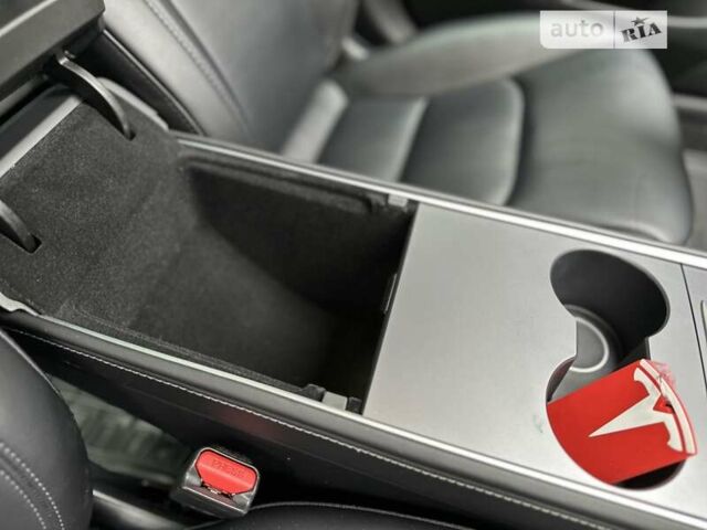 Тесла Модель 3, объемом двигателя 0 л и пробегом 51 тыс. км за 23000 $, фото 58 на Automoto.ua