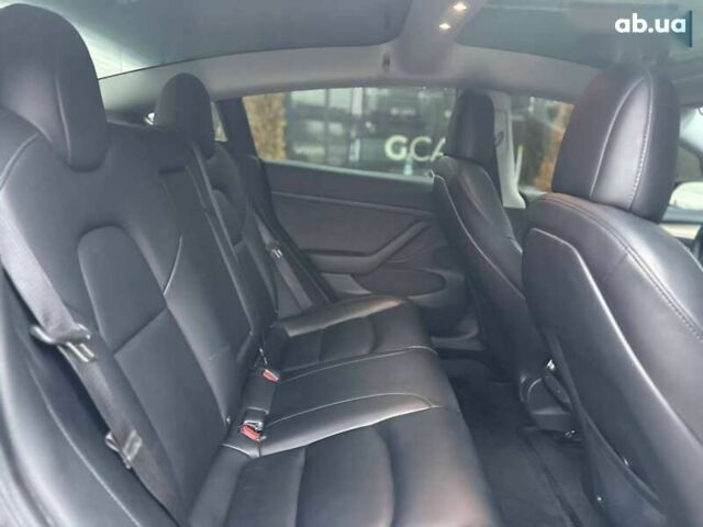 Тесла Модель 3, объемом двигателя 0 л и пробегом 160 тыс. км за 17999 $, фото 25 на Automoto.ua