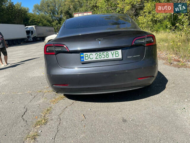 Тесла Модель 3, объемом двигателя 0 л и пробегом 123 тыс. км за 20500 $, фото 15 на Automoto.ua