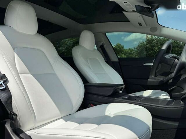 Тесла Модель 3, объемом двигателя 0 л и пробегом 60 тыс. км за 24700 $, фото 9 на Automoto.ua