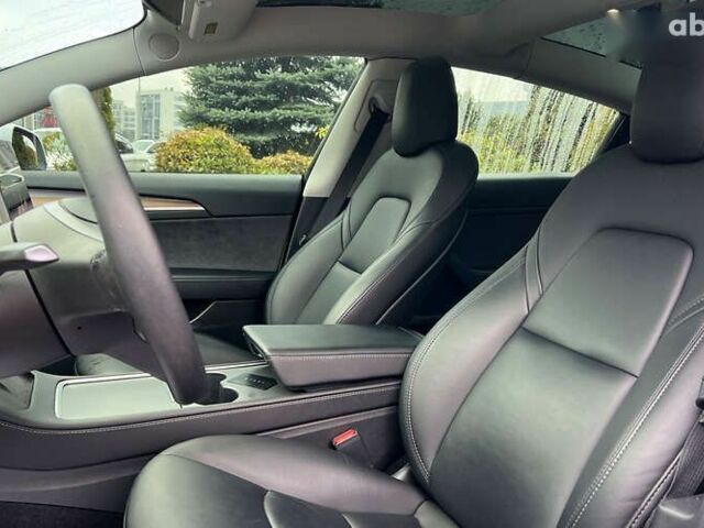 Тесла Модель 3, объемом двигателя 0 л и пробегом 33 тыс. км за 21300 $, фото 8 на Automoto.ua