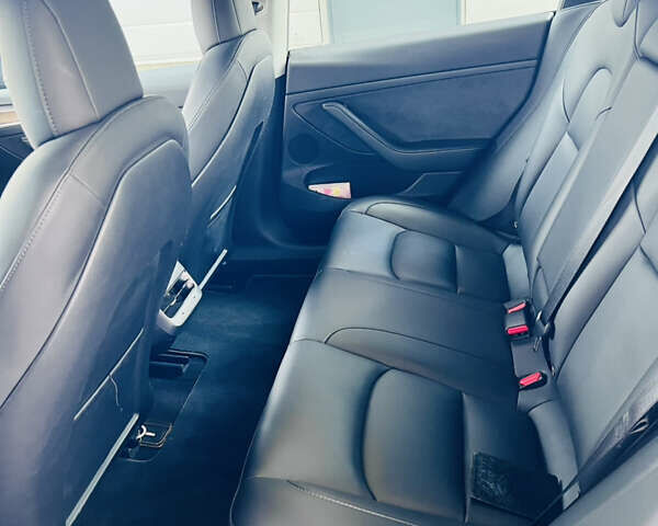 Тесла Модель 3, объемом двигателя 0 л и пробегом 48 тыс. км за 40000 $, фото 14 на Automoto.ua