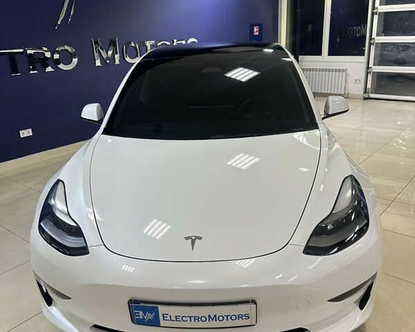 Тесла Модель 3, об'ємом двигуна 0 л та пробігом 19 тис. км за 25999 $, фото 4 на Automoto.ua