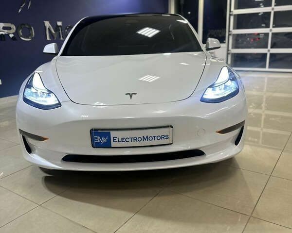 Тесла Модель 3, об'ємом двигуна 0 л та пробігом 19 тис. км за 25999 $, фото 10 на Automoto.ua
