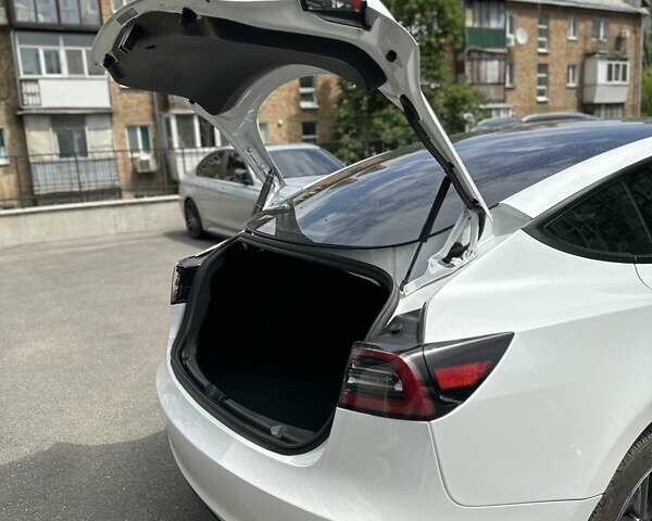 Тесла Модель 3, объемом двигателя 0 л и пробегом 17 тыс. км за 29000 $, фото 12 на Automoto.ua