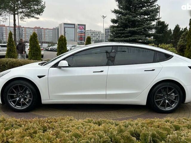 Тесла Модель 3, объемом двигателя 0 л и пробегом 33 тыс. км за 21300 $, фото 3 на Automoto.ua